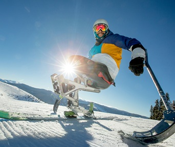 familie op het strand, sfeerbeeld bij taksactie